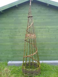 oblisk plant support